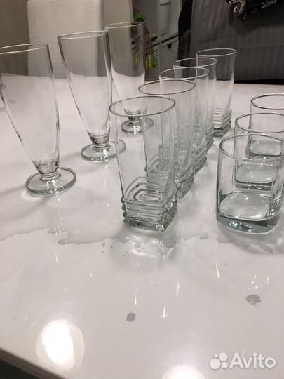 Стаканы разные