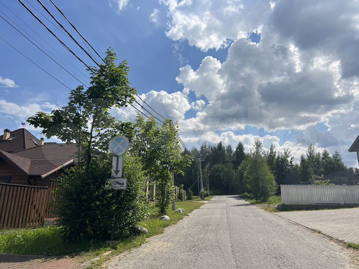 Участок 9,3 сот. (ИЖС)