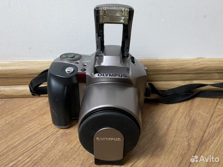 Компактный фотоаппарат