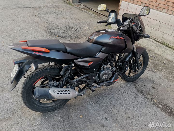 Мотоцикл Bajaj Pulsar 180