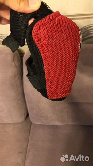 Налокотники хоккейные детские