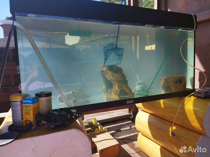 Аквариум с тумбой