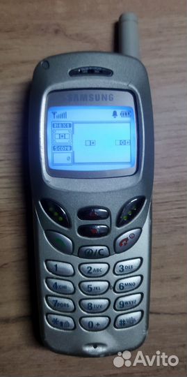 Телефон кнопочный Samsung r210s