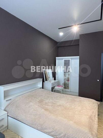 2-к. квартира, 74,2 м², 5/5 эт.