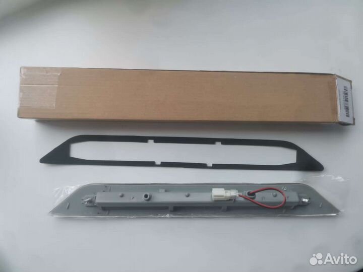 Стоп сигнал Nissan x-trail t31