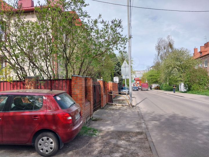 Комната 14,5 м² в 2-к., 1/2 эт.