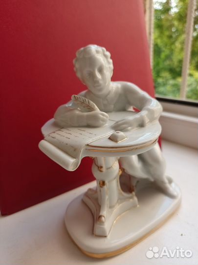 Статуэтка фарфор сссрлфз