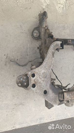 Передняя часть рамы Mitsubishi Pajero 2