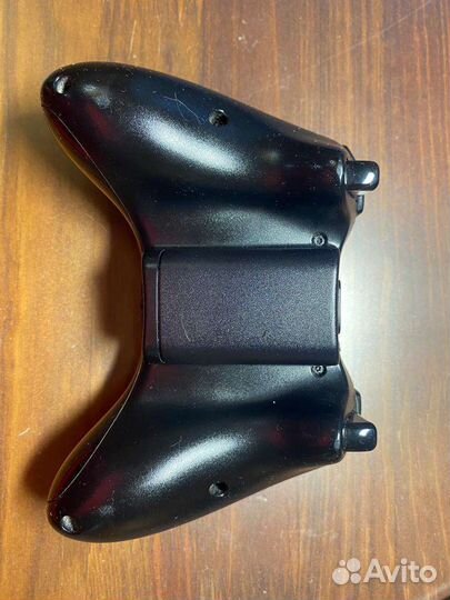 Xbox 360 S + 3 игры в подарок