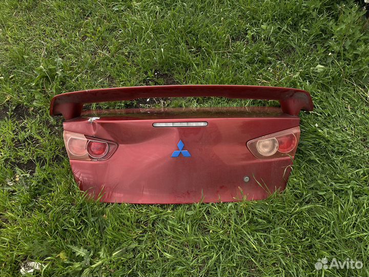 Крышка багажника mitsubishi lancer 10
