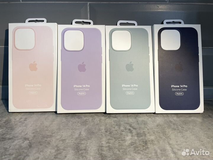 Чехол на iPhone 14 pro magsafe