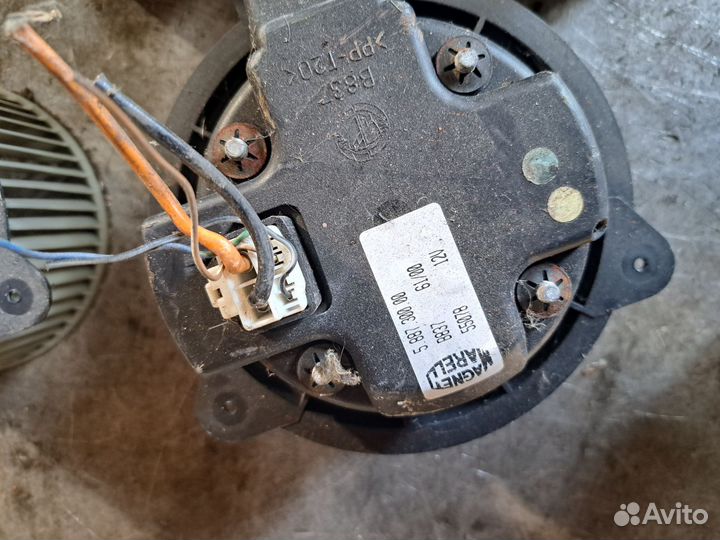 Моторчик печки Lancia libra