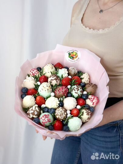 Букеты из клубники в шоколаде