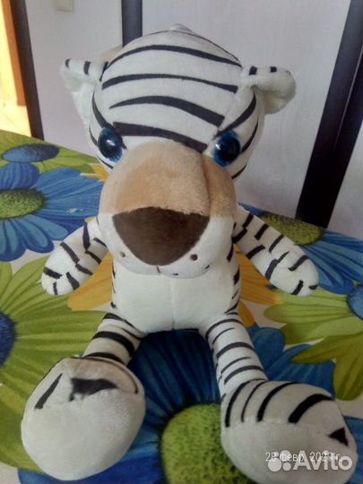 Подарок Белый тигренок