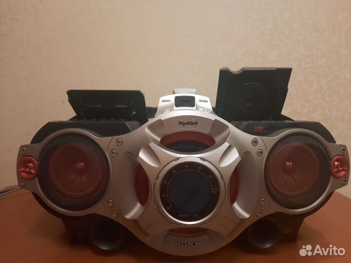 Бумбокс sony