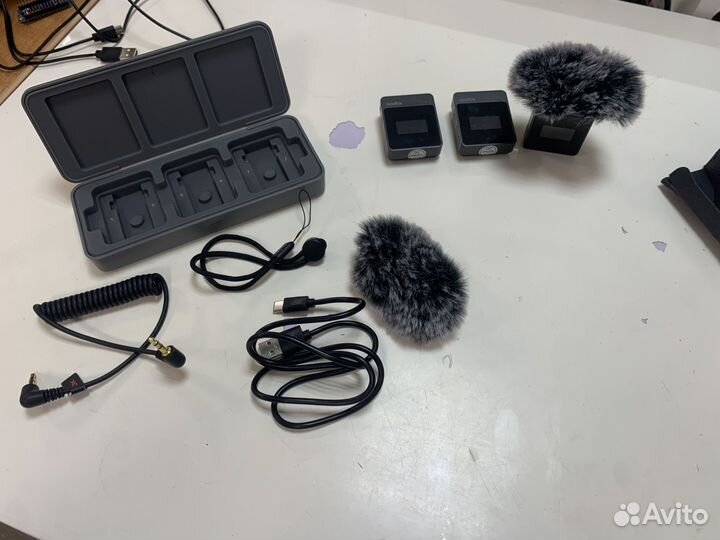 Петличная радиосистема Godox MoveLink II M2