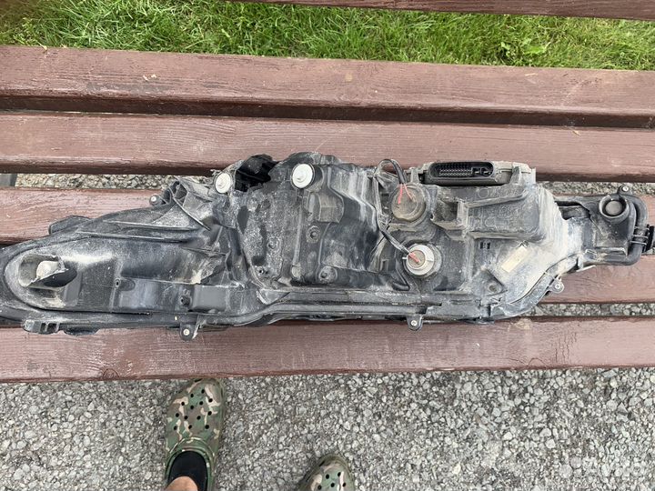 Фара правая на toyota camry 70