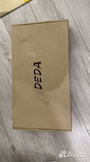 Винный столик деревянный