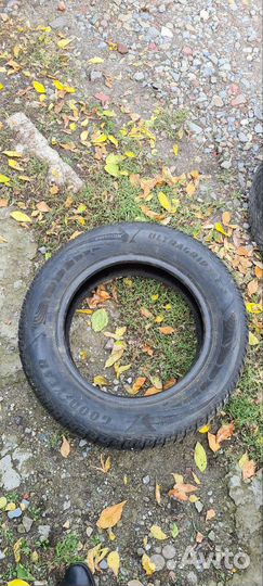 Goodyear UltraGrip 2 215/65 R16