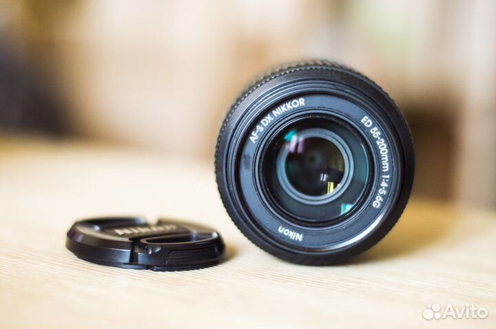 Объектив Nikon AF-S DX Nikkor 55-200mm f/4-5.6G ED