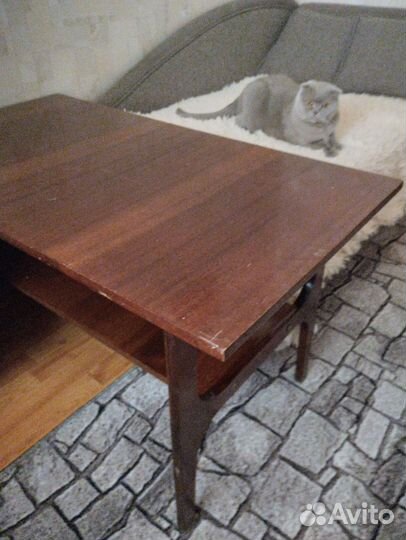 Журнальный столик бу