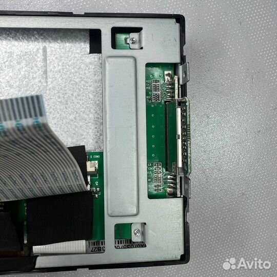 Дисплей мультимедийной системы MDD-7100