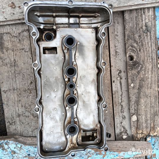 Клапанная крышка Nissan SR20DE SR18DE