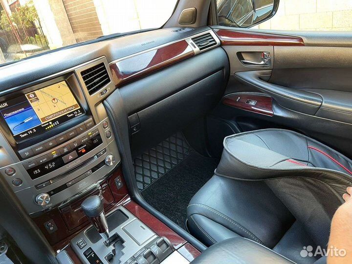 Lexus LX 5.7 AT, 2015, 193 000 км