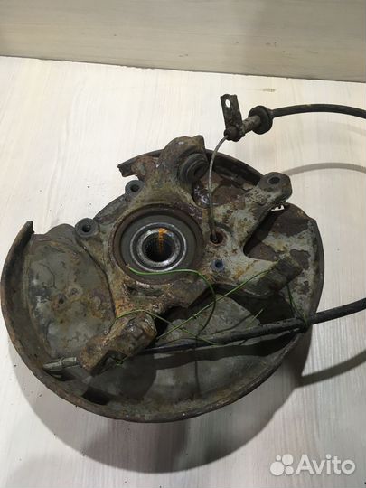 Кулак подвески задний мерседес W210 2.7 TDI