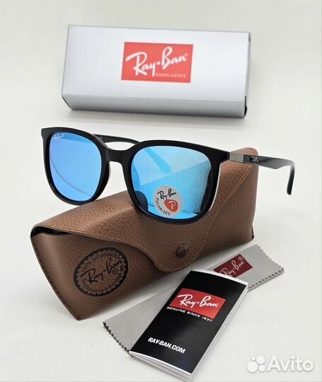 Солнцезащитные очки Ray Ban