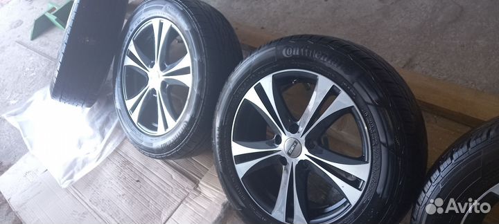 Продаю колеса