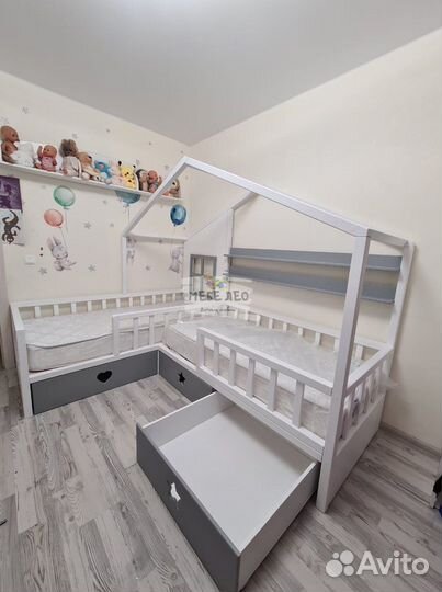 Угловая детская кровать