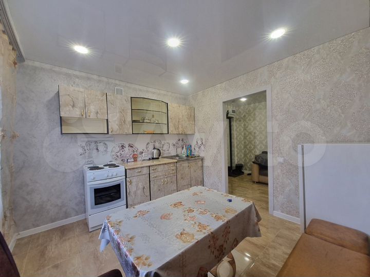 2-к. квартира, 53 м², 2/5 эт.