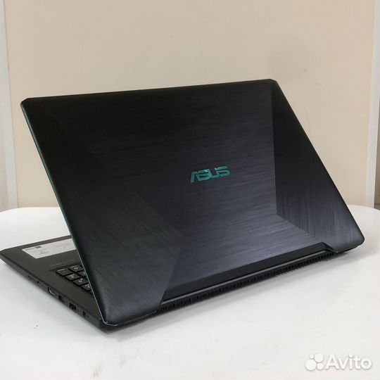 Игровой ноутбук Asus Core I5/GTX1050M/16,0GB