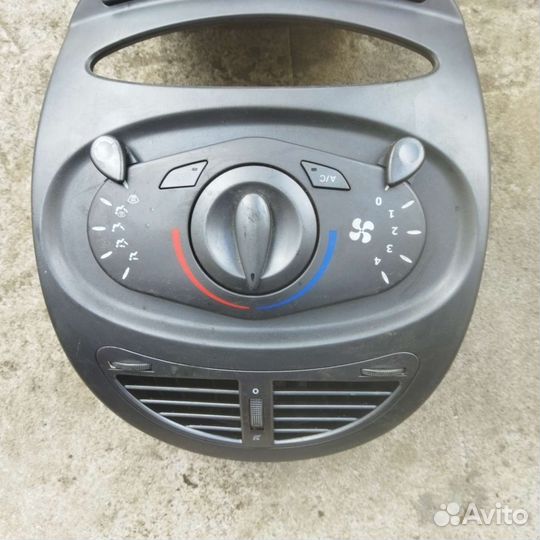 Рамка магнитолы Chery Indis