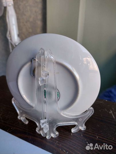 Тарелка подарочная с подставкой