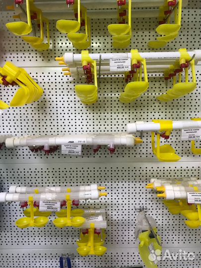 Поилка ниппельная с капле уловителем в сборе