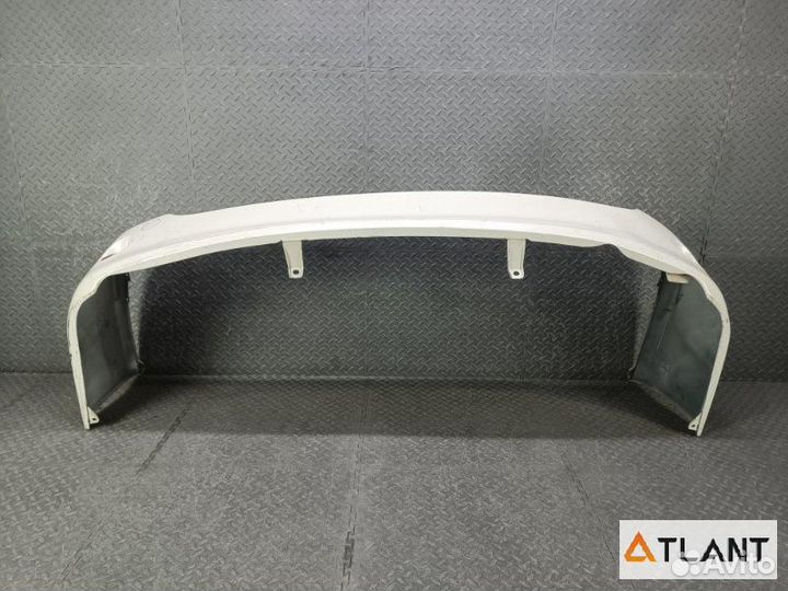 Бампер задний toyota noah