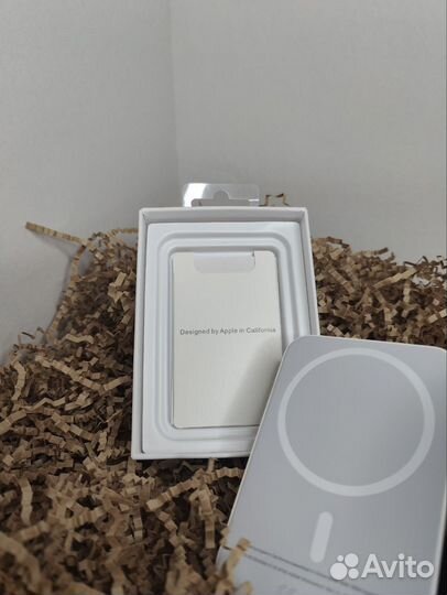 Повербанк для айфона Magsafe battery pack 5000 mah