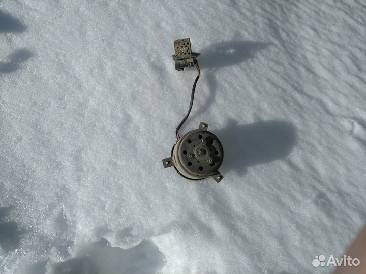 Моторчик вентилятора на Опель астра н