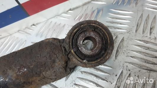 Амортизатор задней балки skoda superb 2 (1NK16LX02)