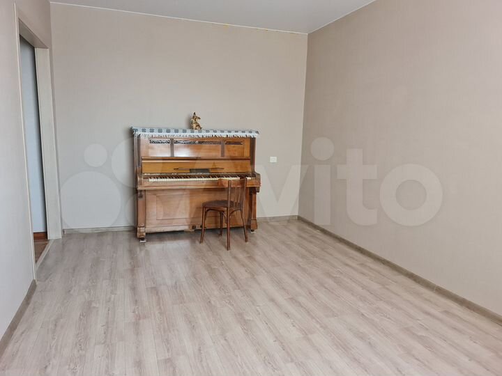 4-к. квартира, 77 м², 9/9 эт.