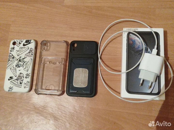 Зарядное устройство на iPhone xr