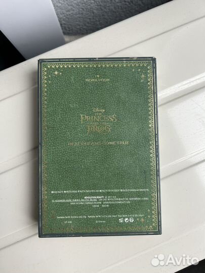 Палетка теней revolution The princess and the frog