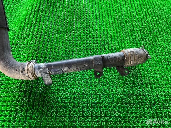 Патрубок системы охлаждения Volkswagen Amarok