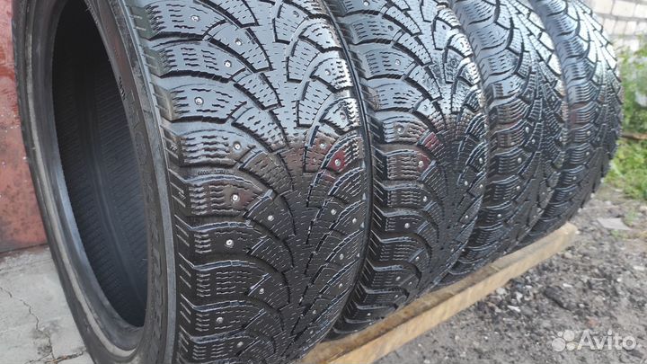 Nokian Tyres Hakkapeliitta 4 205/55 R16