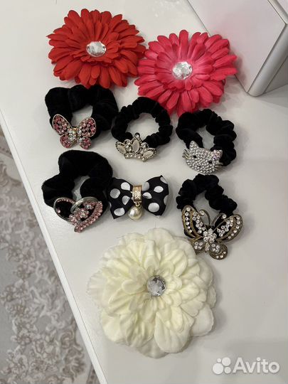 Резинки и заколки для волос