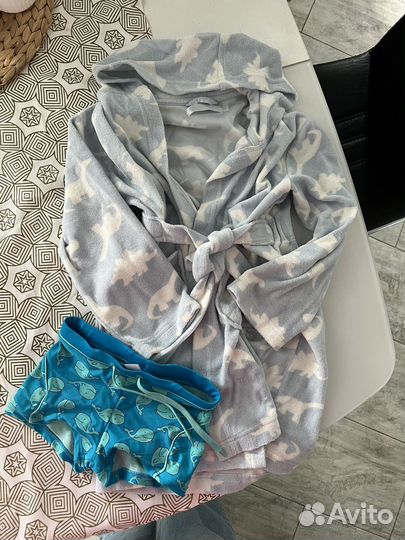 Комплект в бассейн (халат и плавки)