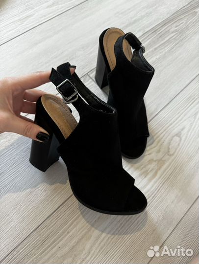 Босоножки женские 36 размер