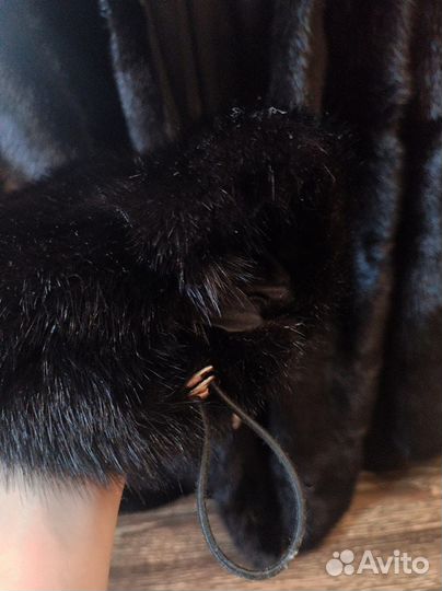 Шуба норковая с капюшоном